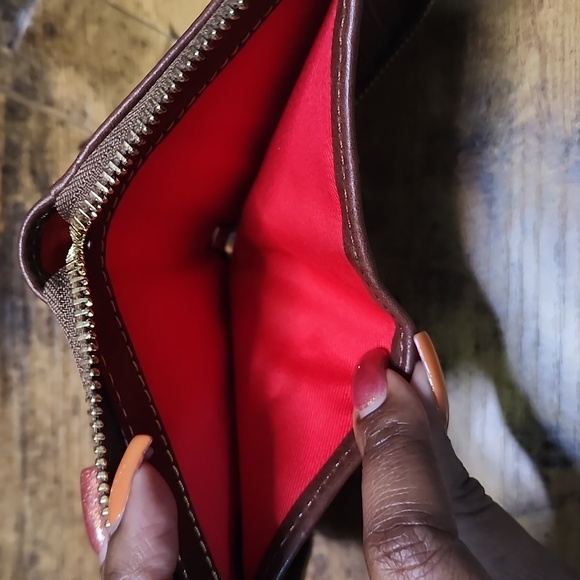 Dooney & Bourke Wallet - Picture 9 of 9